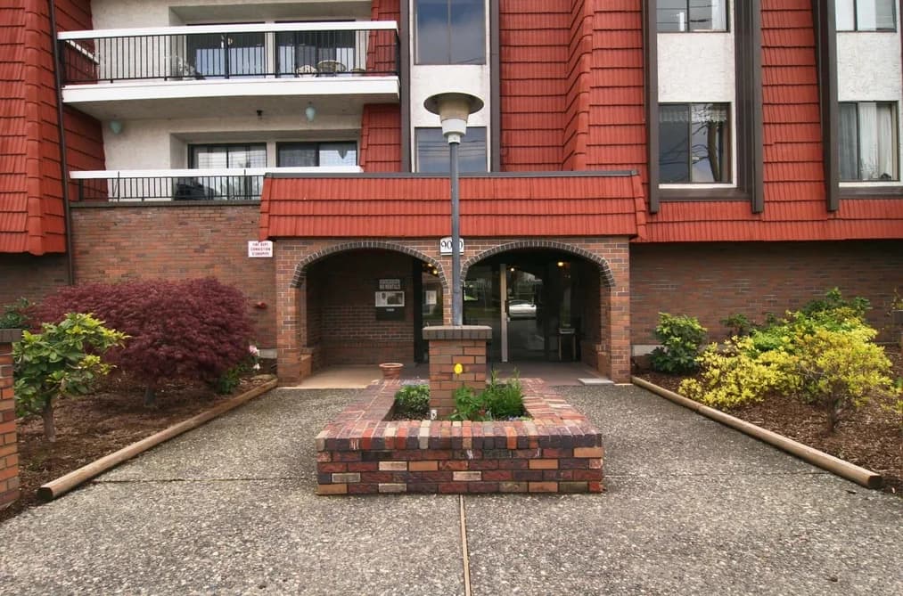 205 9080 MARY STREET, Chilliwack, BC — Residential for Sale - Photo 2