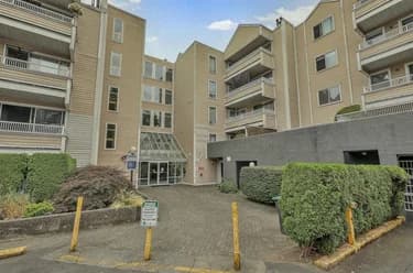 Condo for sale at 205 9644 134 Street Surrey British Columbia - MLS: R3158053