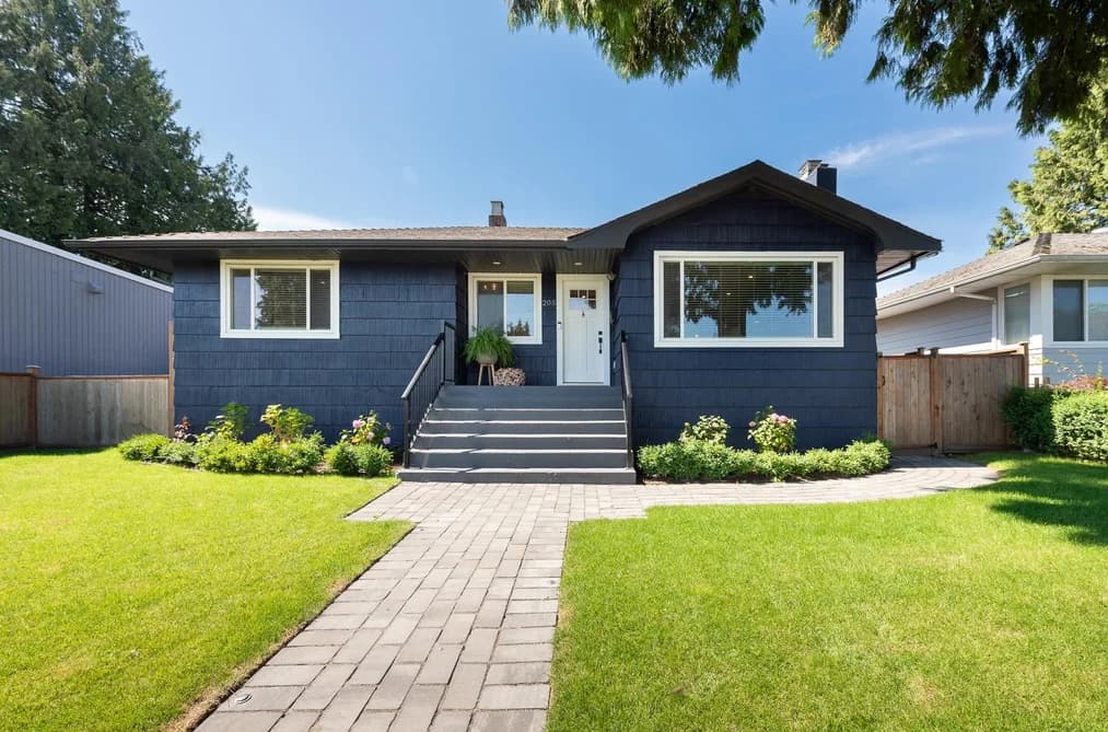 205 E DURHAM STREET, New Westminster, BC — Residential for Sale - Main Photo