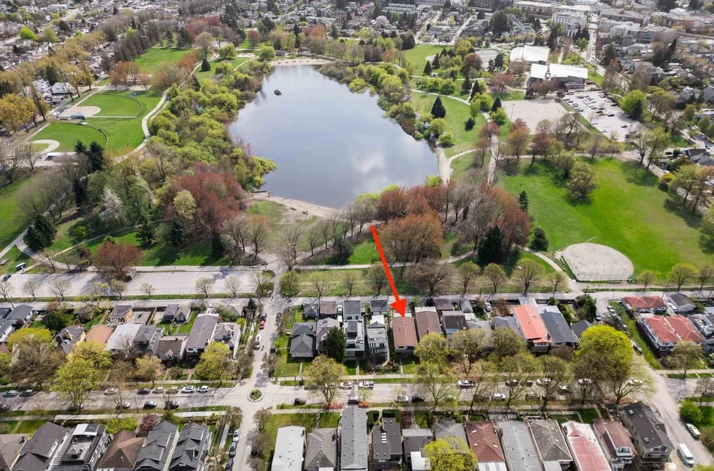 2050 E 13TH AVENUE, Vancouver, BC — Residential for Sale - Photo 2