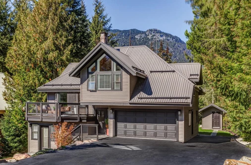 2053 GARIBALDI WAY, Whistler, BC — Residential for Sale - Main Photo