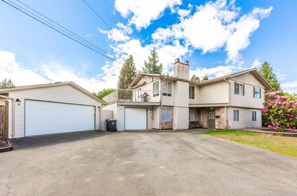 20554 43A AVENUE, Langley, BC — Residential for Sale - Main Photo