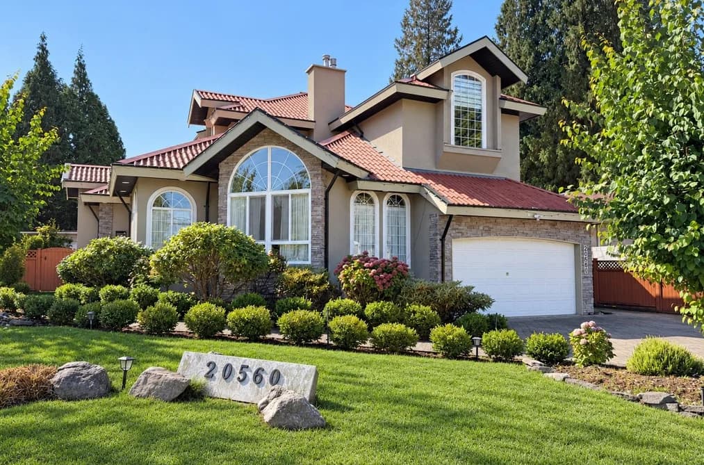 20560 46A AVENUE, Langley, BC — Residential for Sale - Main Photo