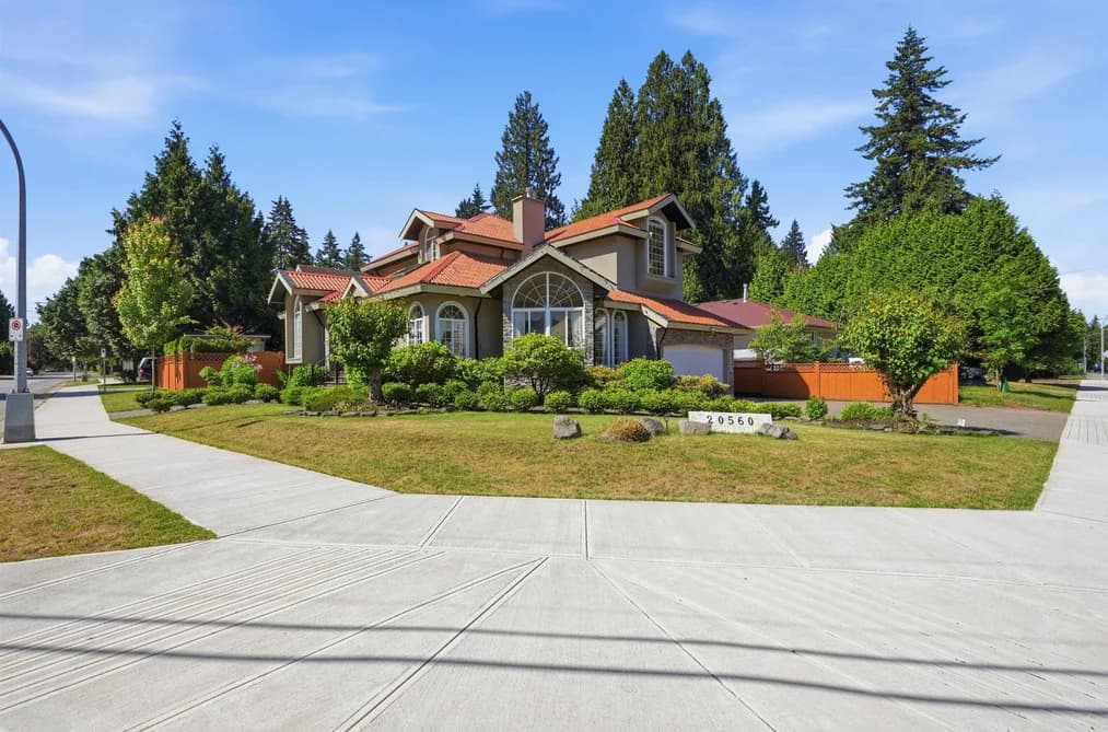 20560 46A AVENUE, Langley, BC — Residential for Sale - Main Photo