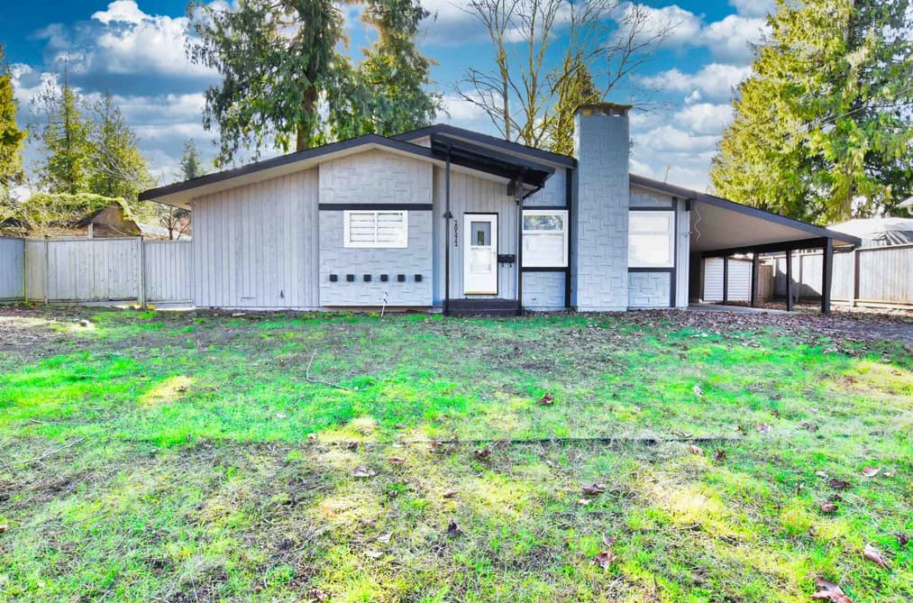20572 43 AVENUE, Langley, BC — Residential for Sale - Main Photo