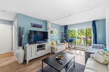 Condo for sale at 206 10468 148 Street Surrey British Columbia - MLS: R3140926