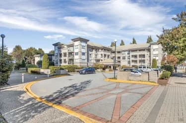 Condo for sale at 206 10533 University Drive Surrey British Columbia - MLS: R3083575