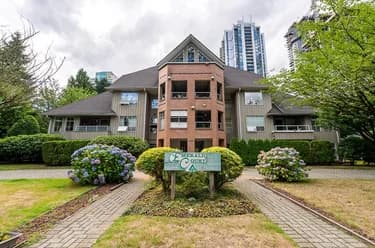 Condo for sale at 206 1154 Westwood Street Coquitlam British Columbia - MLS: R3155075