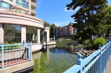 Condo for sale at 206 1199 Westwood Street Coquitlam British Columbia - MLS: R3134960