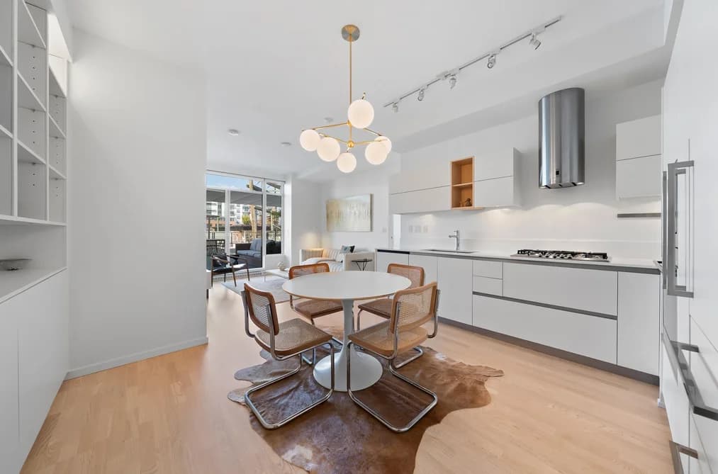206 133 E 8TH AVENUE, Vancouver, BC — Residential for Sale - Photo 2