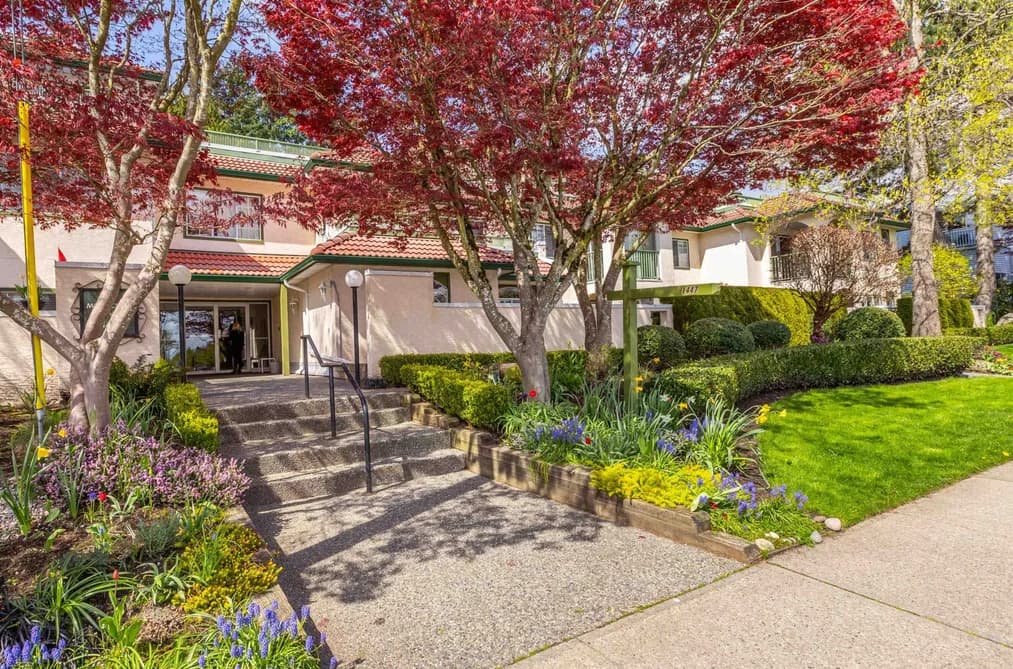 206 1447 BEST STREET, White Rock, BC — Residential for Sale - Photo 2