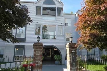 Condo for sale at 206 1473 Blackwood Street White Rock British Columbia - MLS: R3141797