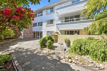 Condo for sale at 206 15010 Roper Avenue Surrey British Columbia - MLS: R3126611