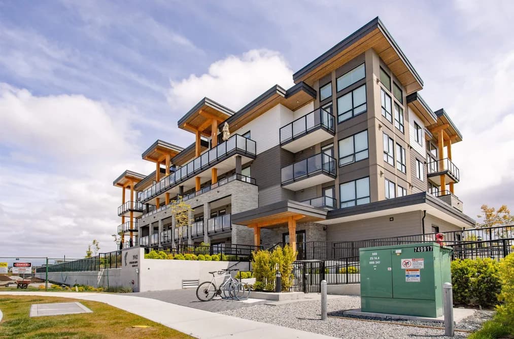 206 1930 STARLING DRIVE, Tsawwassen BC V4M 0G9 - Photo 1