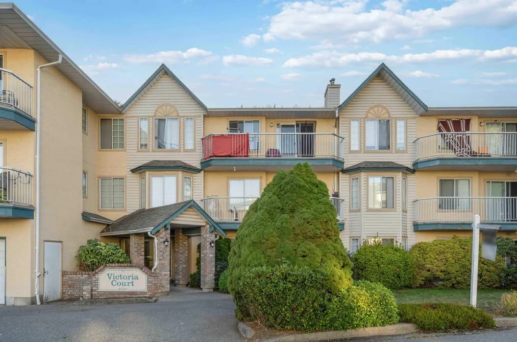206 2567 VICTORIA STREET, Abbotsford, BC — Residential for Sale - Main Photo