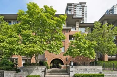 Condo for sale at 206 3097 Lincoln Avenue Coquitlam British Columbia - MLS: R3138932