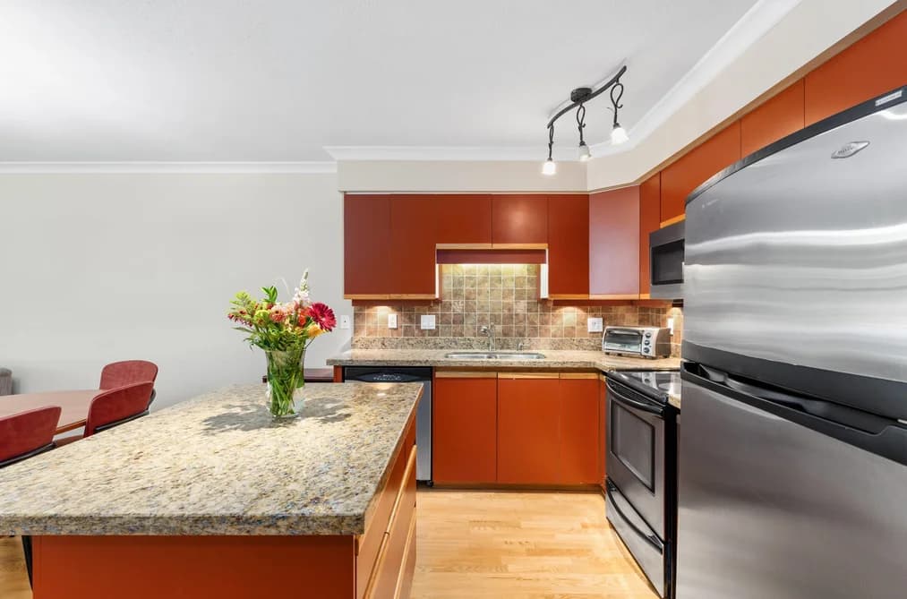 206 3212 BLUEBERRY DRIVE, Whistler, BC — Residential for Sale - Photo 2