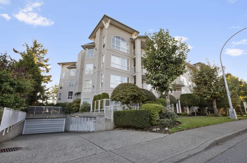 206 32120 MT WADDINGTON AVENUE, Abbotsford, BC — Residential for Sale - Main Photo