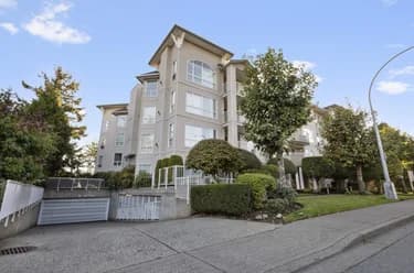 Condo for sale at 206 32120 Mt Waddington Avenue Abbotsford British Columbia - MLS: R3109980