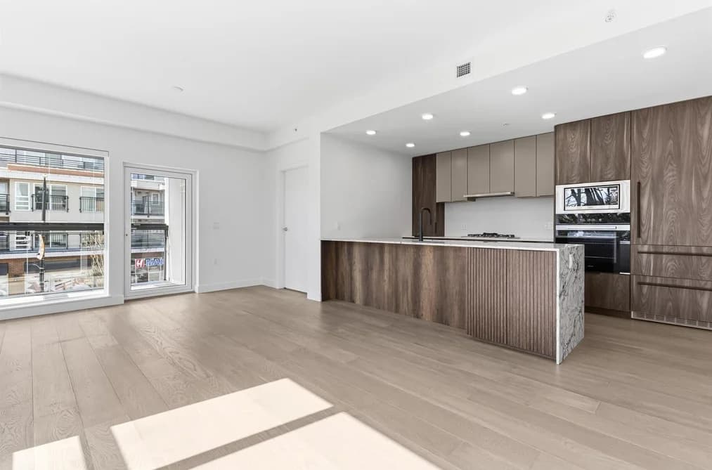 206 3590 W 39TH AVENUE, Vancouver, BC — Residential for Sale - Main Photo