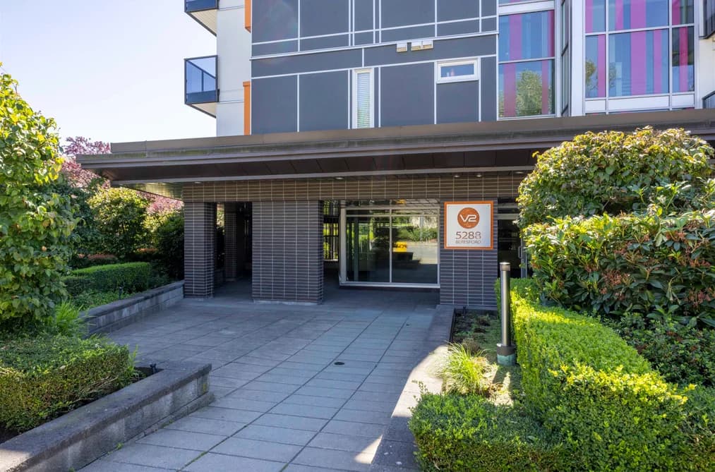 206 5288 BERESFORD STREET, Burnaby, BC — Residential for Sale - Photo 2