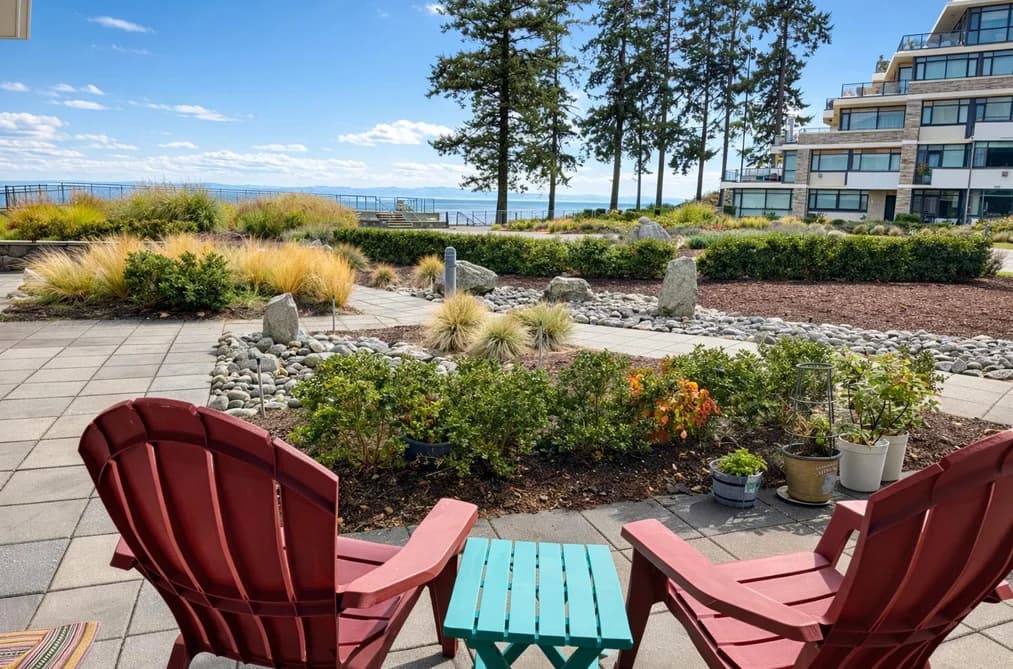 206 5665 TEREDO STREET, Sechelt, BC — Residential for Sale - Main Photo