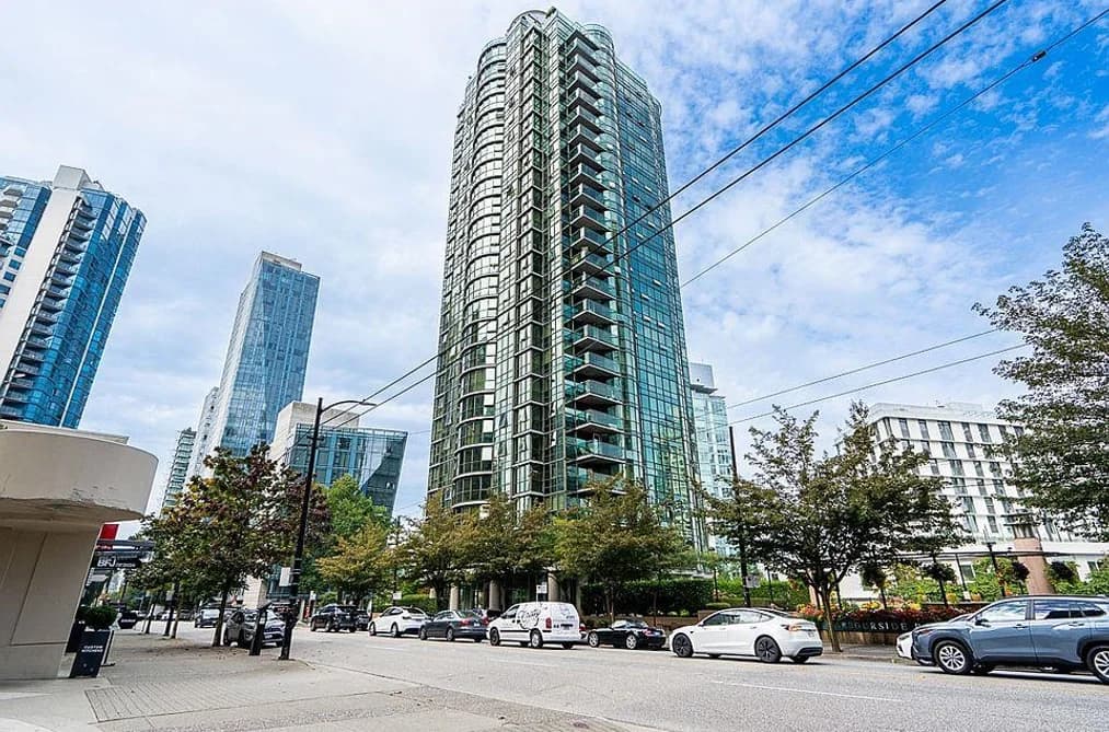 206 588 BROUGHTON STREET, Vancouver, BC — Residential for Sale - Main Photo