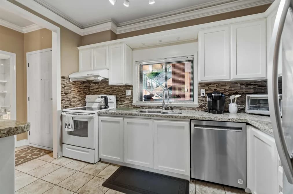 206 7300 GILBERT ROAD, Richmond, BC — Residential for Sale - Photo 2