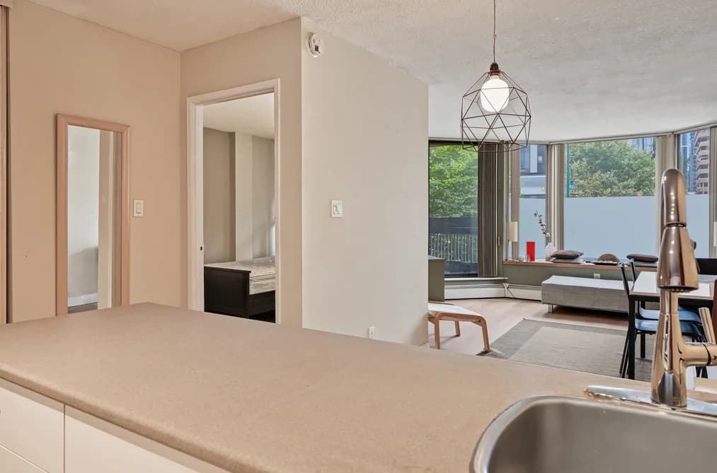 206 950 DRAKE STREET, Vancouver, BC — Residential for Sale - Photo 2