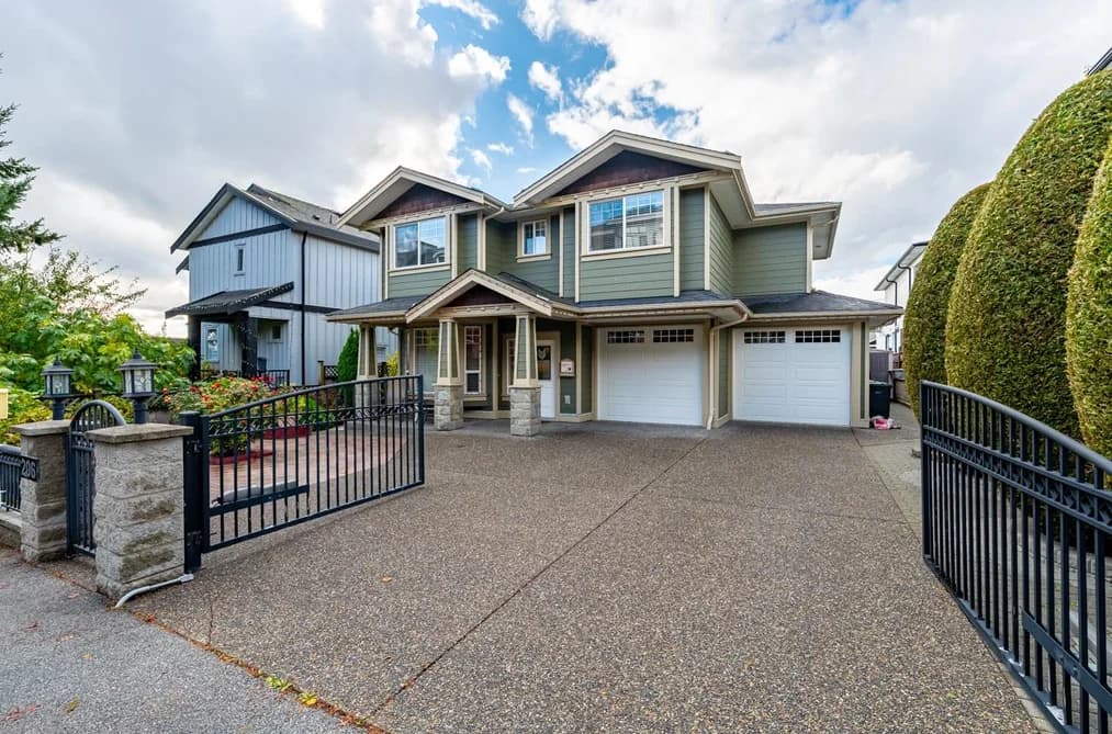 206 Boileau Street, Coquitlam, BC - MLS: R3179782 - Photo 2 206 Boileau Street, Coquitlam, BC - MLS: R3179782 - Photo 2
