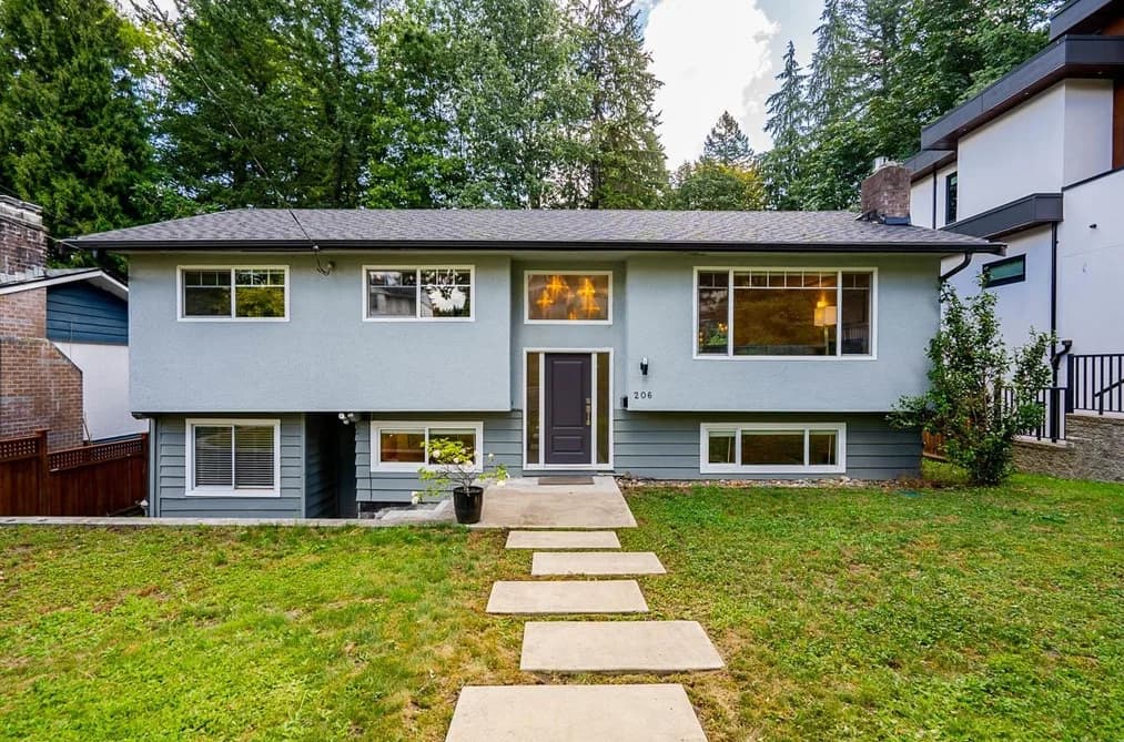 206 CLEARVIEW DRIVE, Port Moody, BC — Residential for Sale - Main Photo