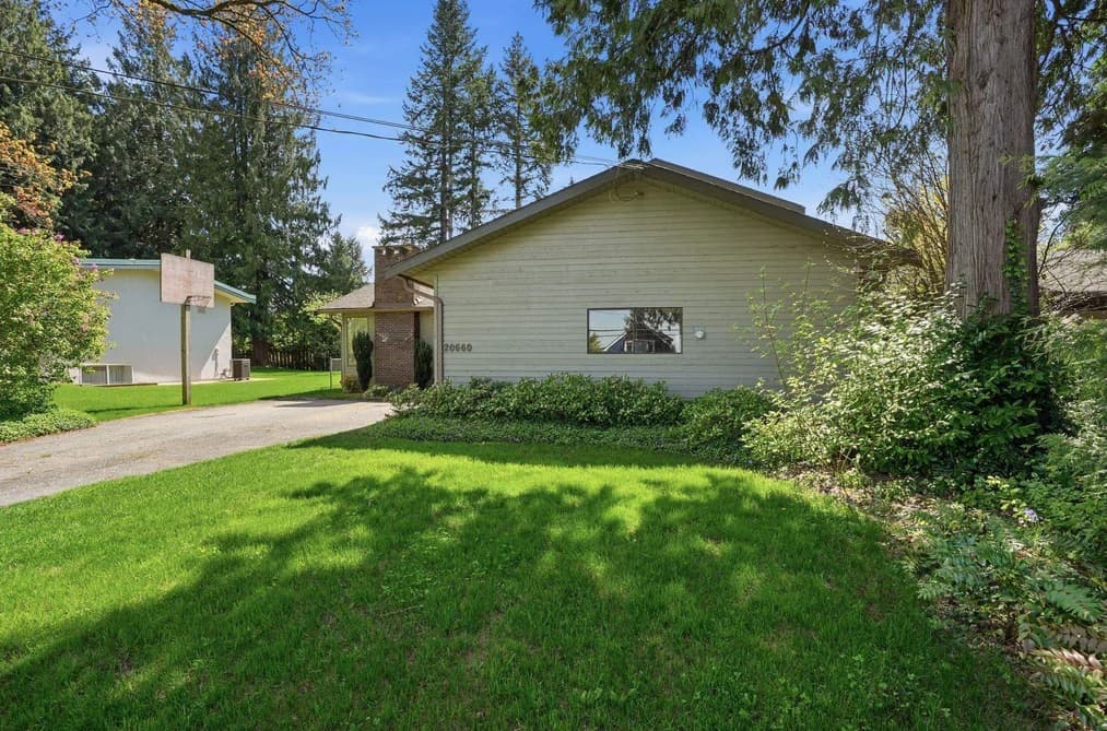 20660 46A AVE AVENUE, Langley, BC — Residential for Sale - Photo 2