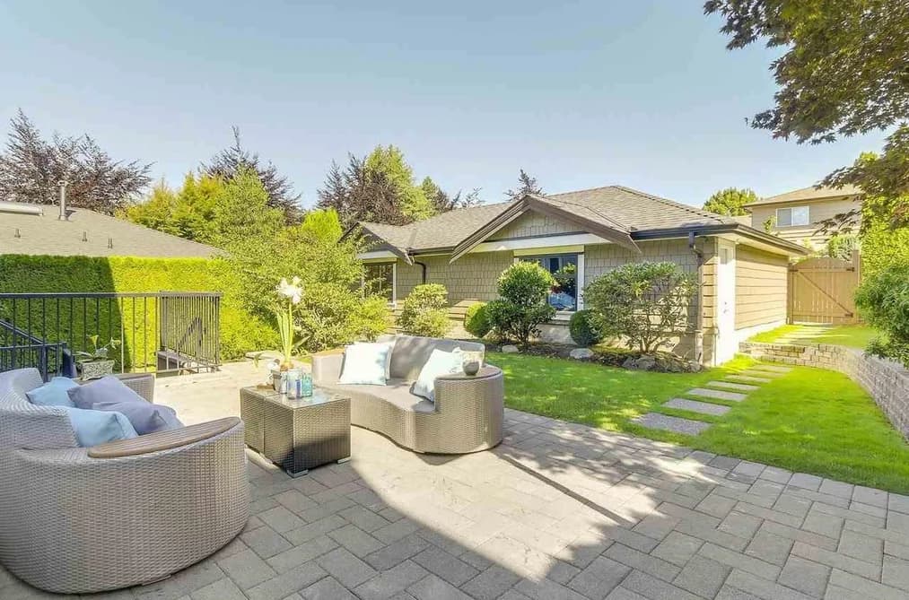 2069 W 28TH AVENUE, Vancouver, BC — Residential for Sale - Photo 2