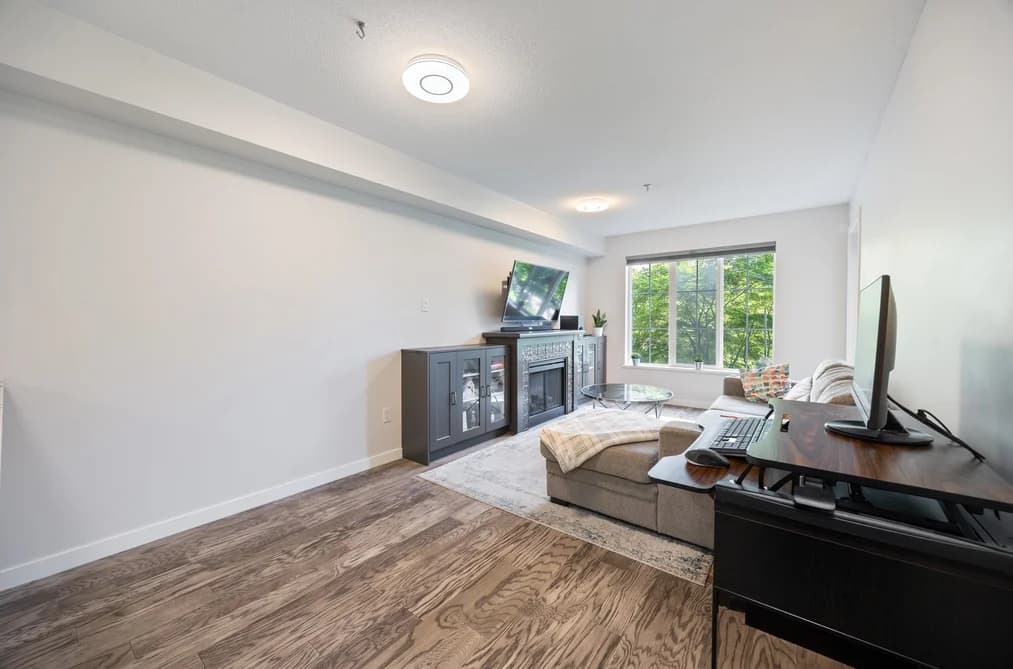 207 14877 100 AVENUE, Surrey, BC — Residential for Sale - Photo 2
