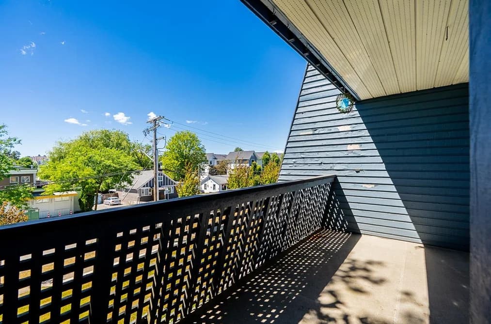 207 17661 58A AVENUE, Surrey, BC — Residential for Sale - Photo 2