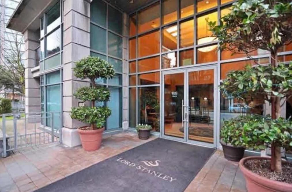 207 1889 ALBERNI STREET, Vancouver, BC — Residential for Sale - Photo 2