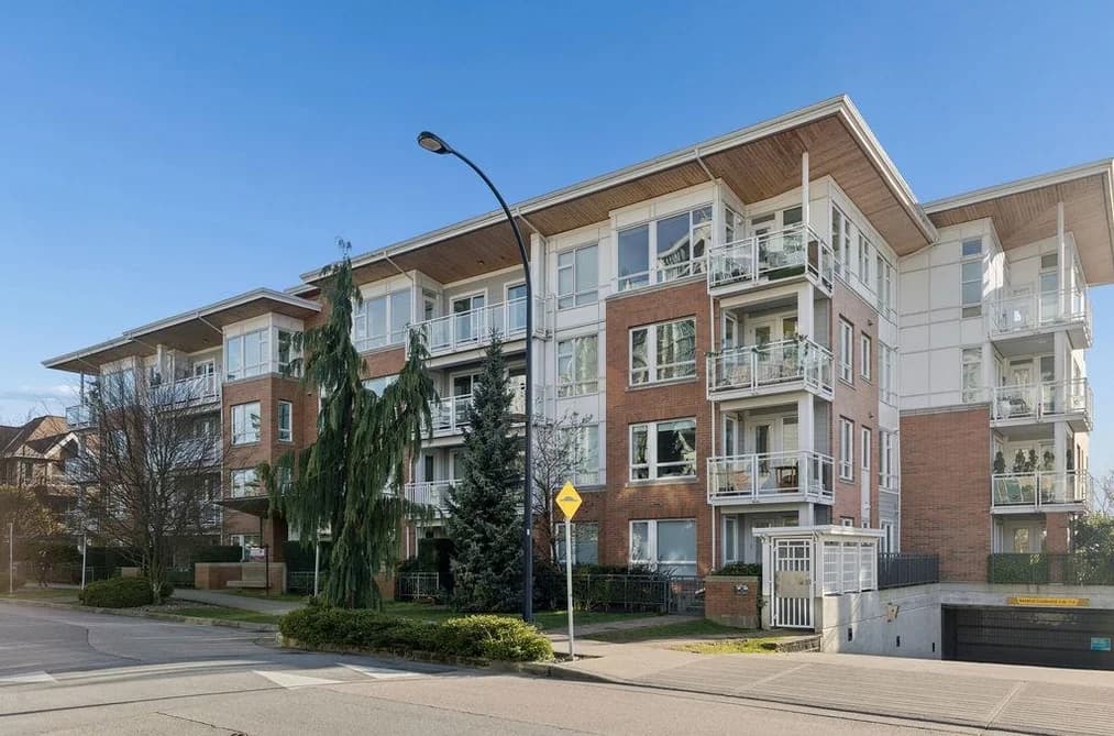 207 217 W 8TH STREET, North Vancouver, BC — Residential for Sale - Main Photo