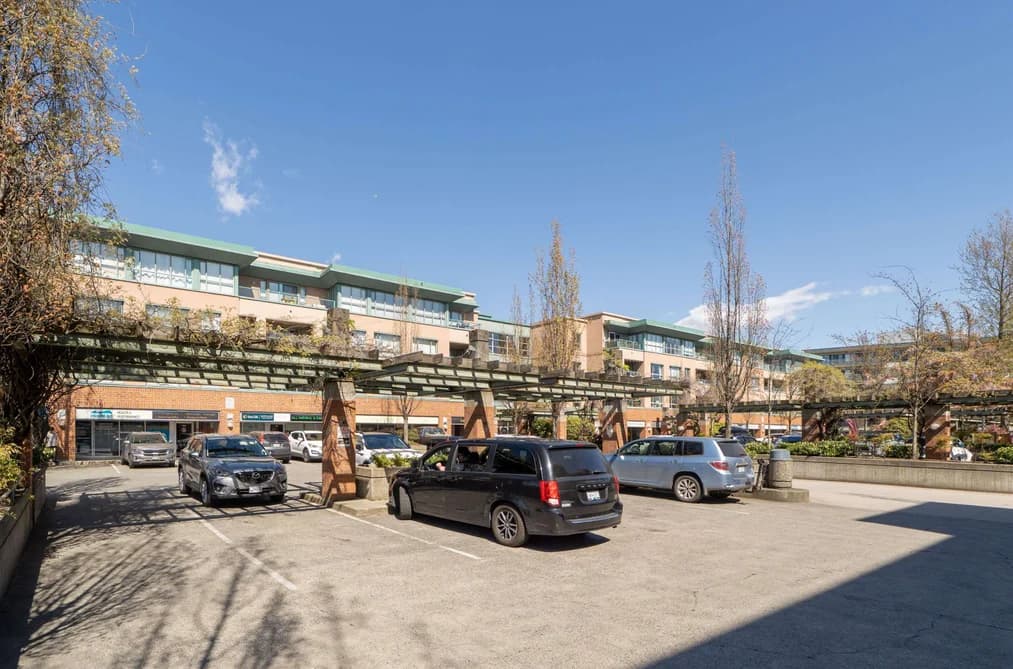 207 223 MOUNTAIN HIGHWAY, North Vancouver, BC — Residential for Sale - Main Photo