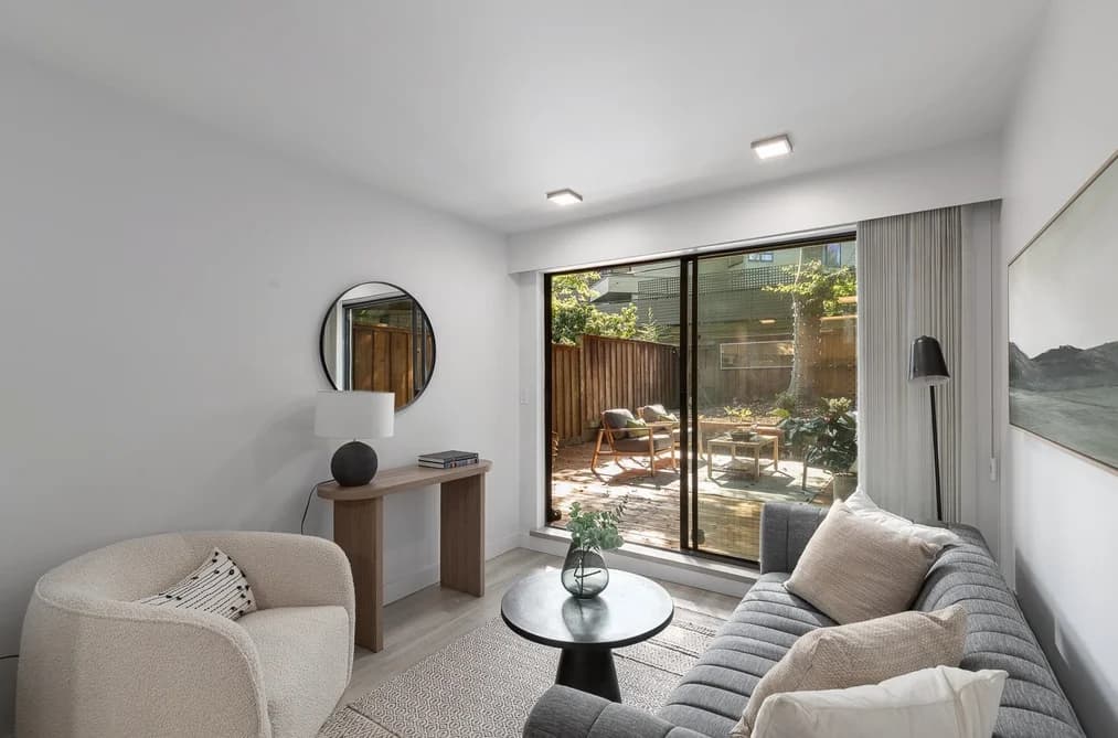 207 2410 CORNWALL AVENUE, Vancouver, BC — Residential for Sale - Main Photo
