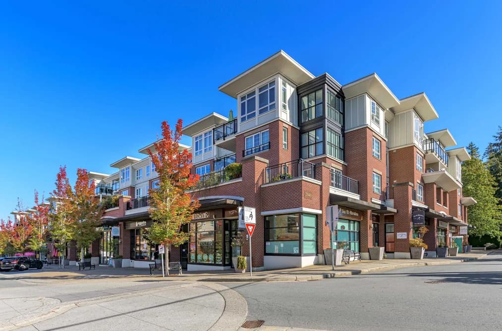207 2940 KING GEORGE BOULEVARD, Surrey, BC — Residential for Sale - Main Photo