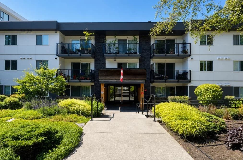 207 357 E 2ND STREET, North Vancouver, BC — Residential for Sale - Main Photo
