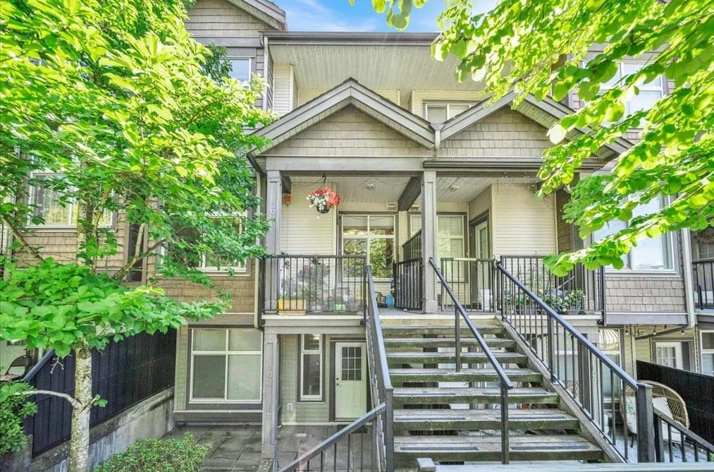 207 7333 16TH AVENUE, Burnaby, BC — Residential for Sale - Main Photo