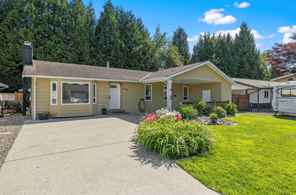 20782 52 AVENUE, Langley, BC — Residential for Sale - Photo 2