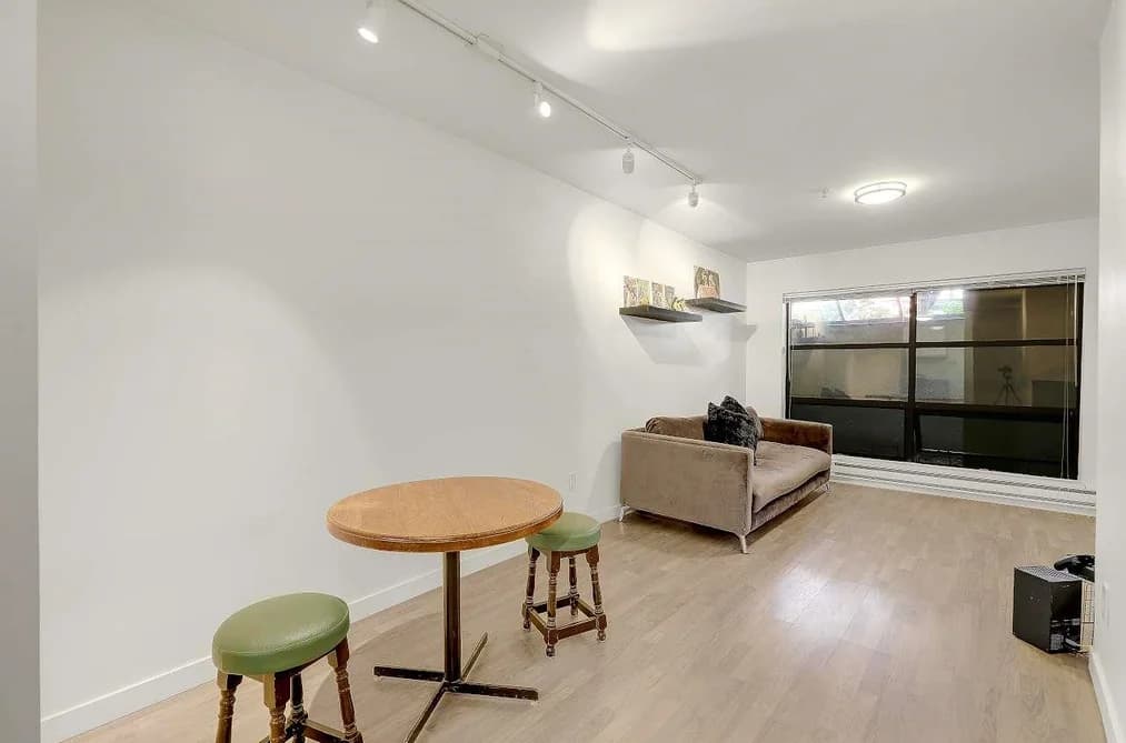 208 1106 PACIFIC STREET, Vancouver, BC — Residential for Sale - Photo 2