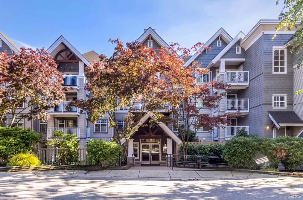 208 1420 PARKWAY BOULEVARD, Coquitlam, BC — Residential for Sale - Main Photo