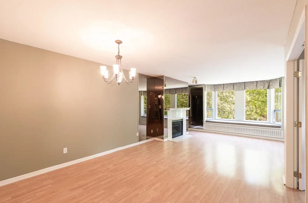 208 1695 AUGUSTA AVENUE, Burnaby, BC — Residential for Sale - Photo 2
