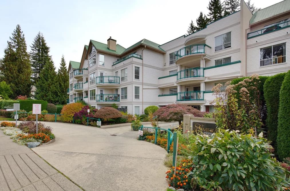 208 33280 E BOURQUIN CRESCENT, Abbotsford, BC — Residential for Sale - Main Photo