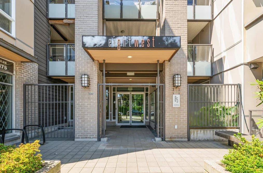 208 85 EIGHTH AVENUE, New Westminster, BC — Residential for Sale - Main Photo