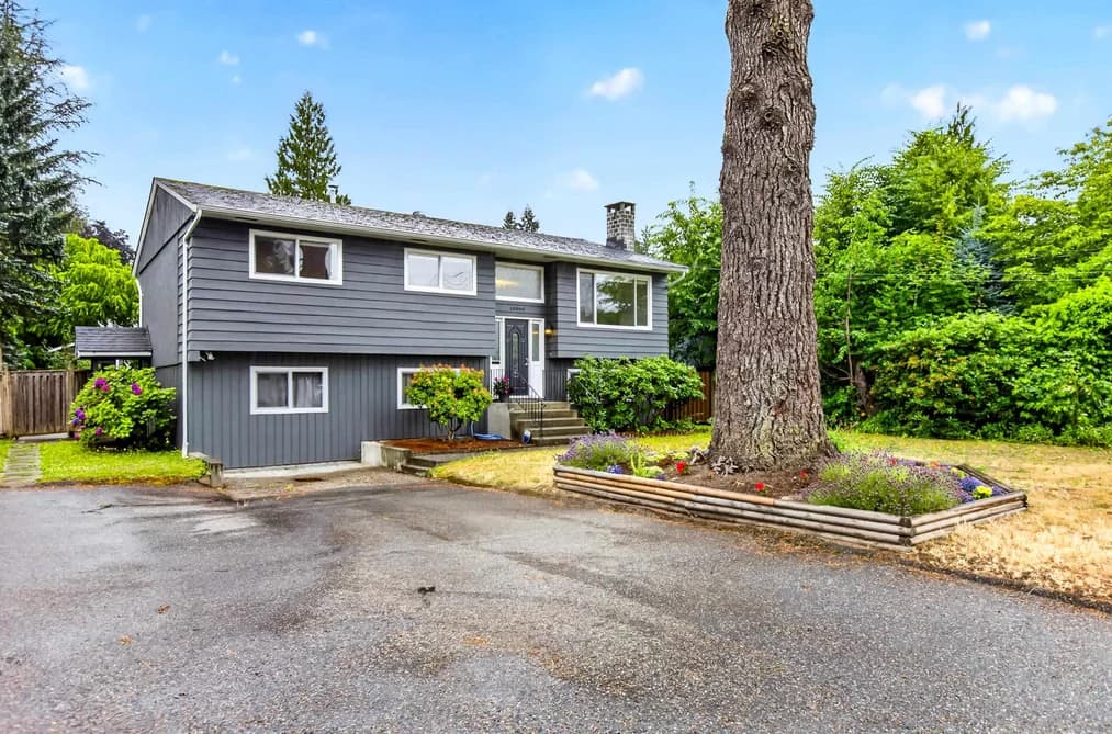 20800 CAMWOOD AVENUE, Maple Ridge, BC — Residential for Sale - Main Photo