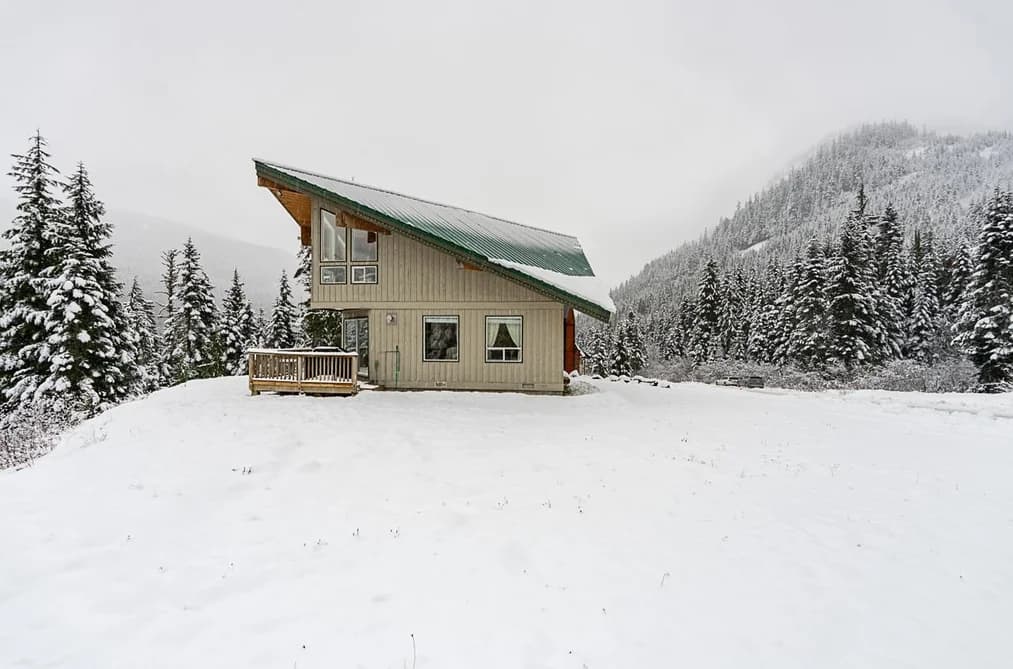 20806 SAKWI CREEK ROAD, Agassiz, BC — Residential for Sale - Main Photo